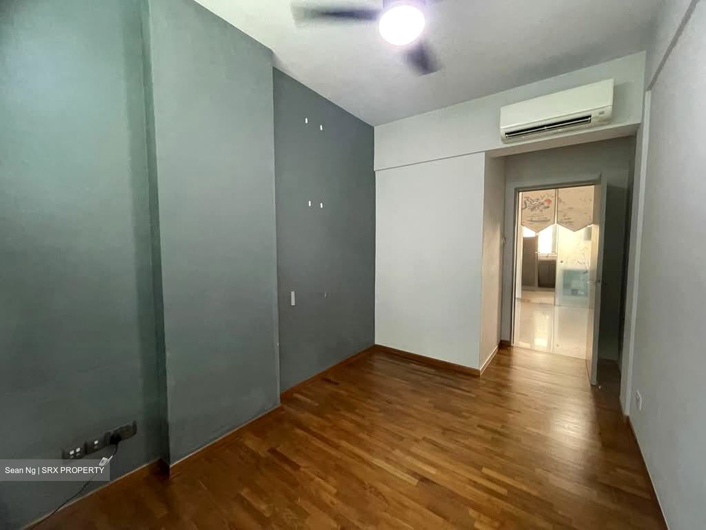East Signature (D15), Apartment #566225061